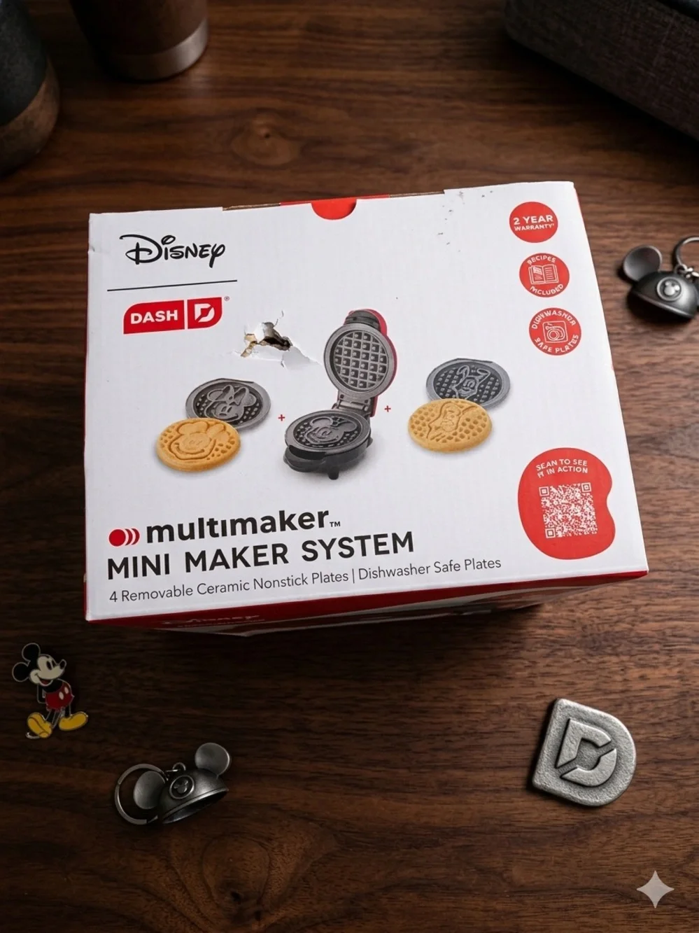 Dash Disney Multimaker Mini Waffle Maker System 4 Removable Ceramic Plates NEW